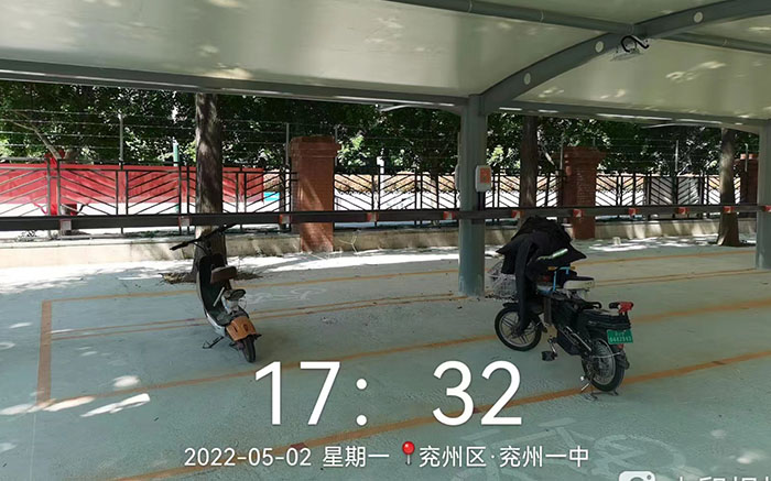 济宁兖州一中充电站