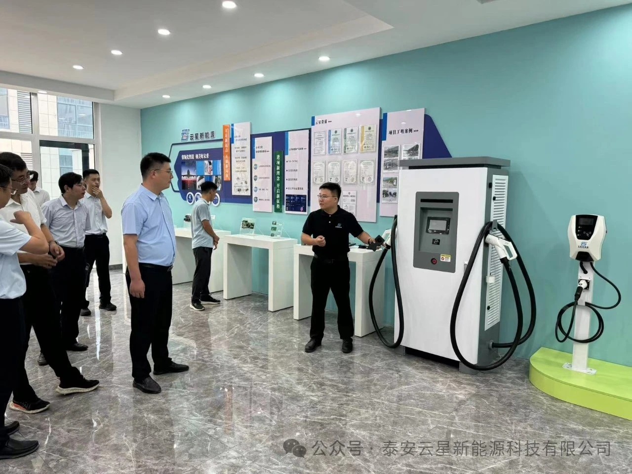 菏泽市委组织部智德柱、王继军一行莅临泰安云星新能源调研指导工作，泰安市委组织部周超等领导陪同​参观